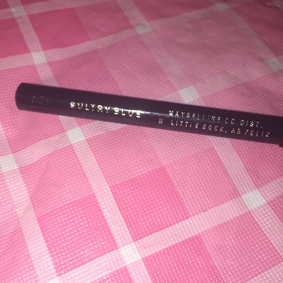 🎈SALE🎈🎀#8.MAKEUP BUNDLE🎀 - Picture 9 of 9